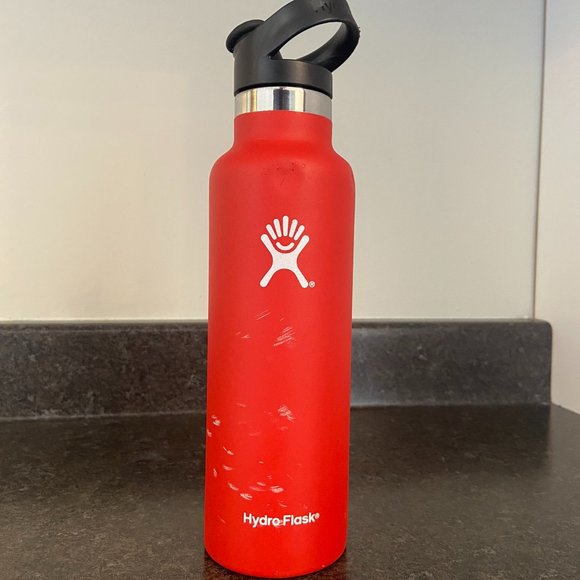 Hydro Flask 21 oz. Standard Bottle w/ Sport Cap - Picture 3 of 7